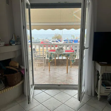 Nyaraló Seaside House *